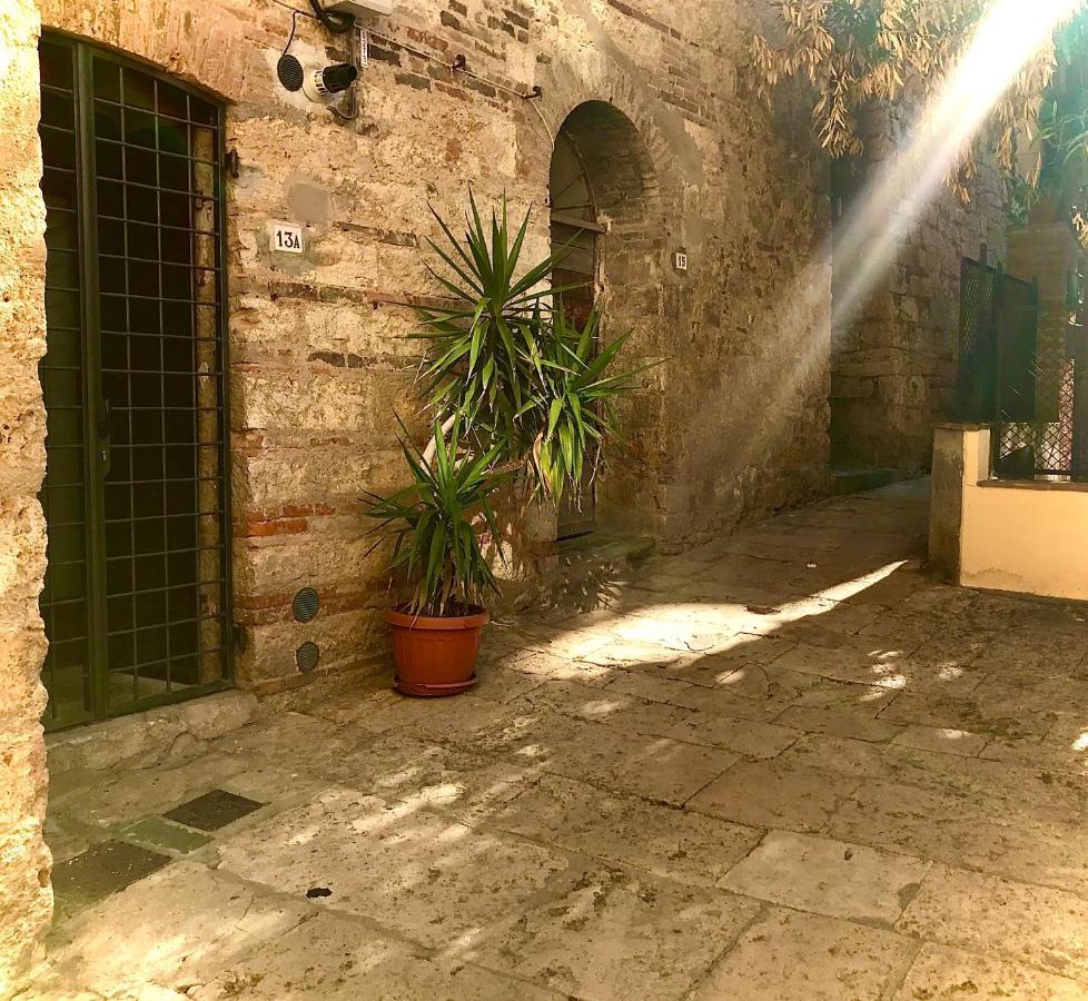 Authentic Cave House In The Heart Of The Village! Massa Marittima Eksteriør billede